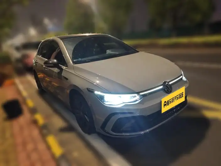 Volkswagen Golf 2024 Model 280TSI DSG R-Line 50 Legend Edition – фото 3
