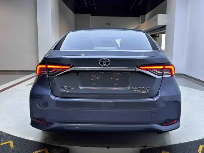 Toyota Corolla 2023 Model Intelligent Hybrid 1.8L E-CVT Elite Edition – фото 6
