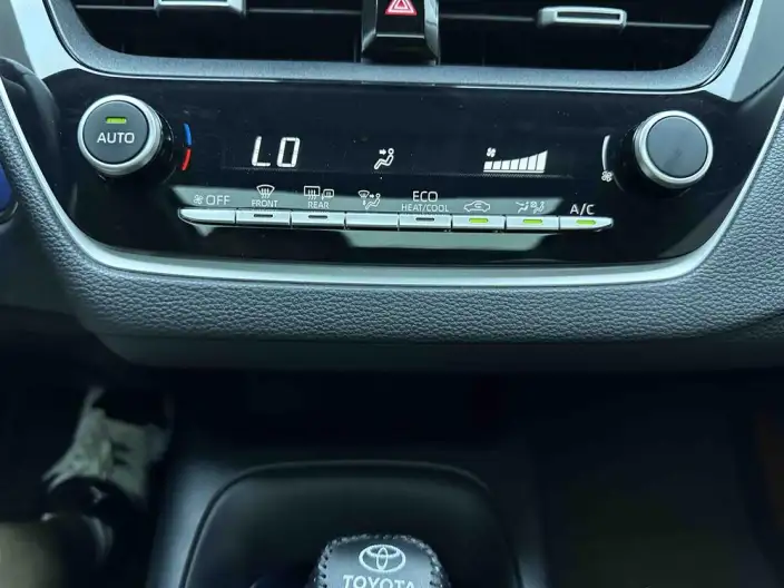 Toyota Corolla 2023 Model Intelligent Hybrid 1.8L E-CVT Elite Edition – фото 9