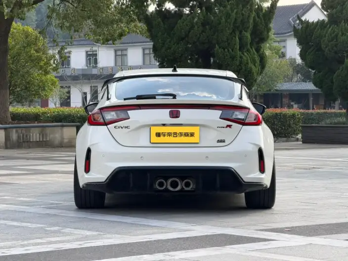 Honda Civic Imported 2023 Model 420TURBO TYPE R – фото 5