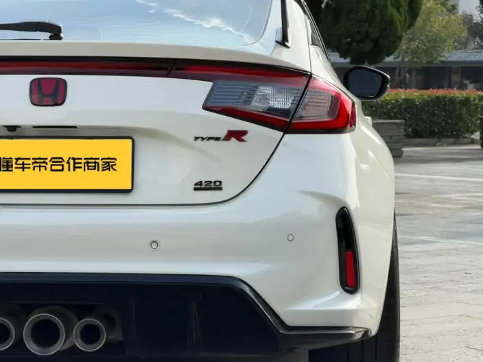Honda Civic Imported 2023 Model 420TURBO TYPE R – фото 9