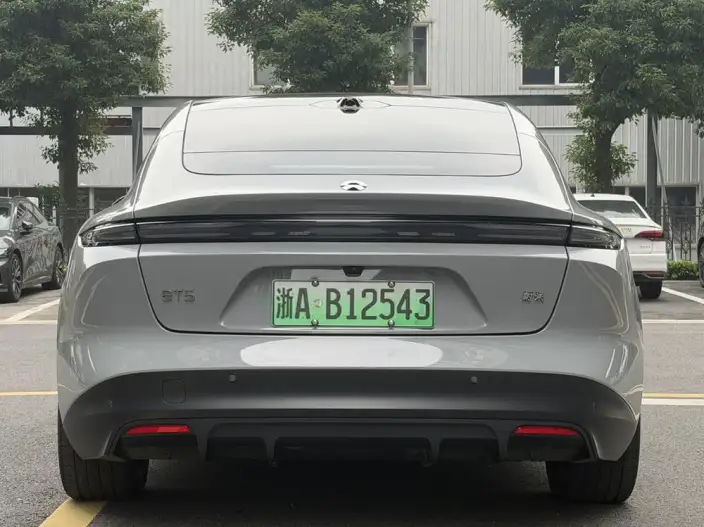 NIO ET5 2024 Model 75kWh – фото 4