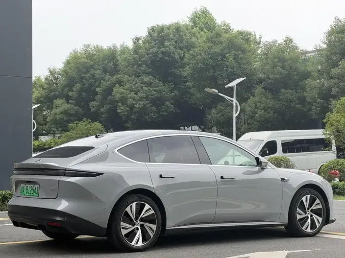 NIO ET5 2024 Model 75kWh – фото 5