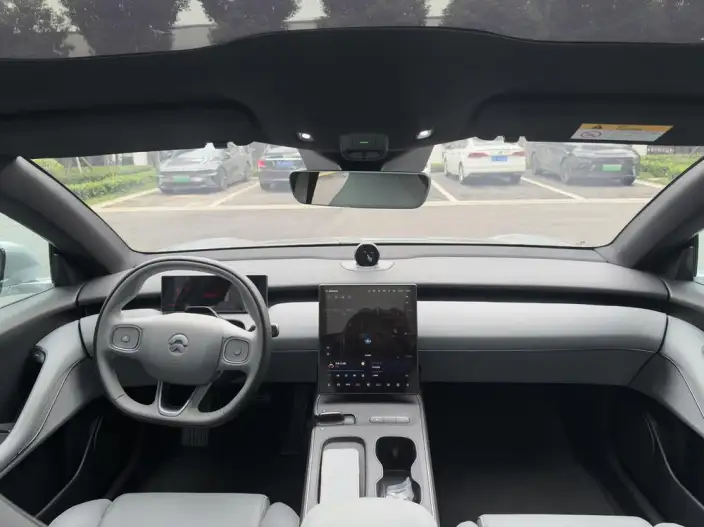 NIO ET5 2024 Model 75kWh – фото 9