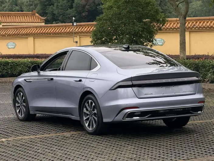 Lincoln Z 2024 Model 2.0T Zun Shang Edition – фото 5