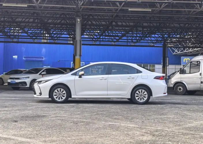 Toyota Corolla 2022 Model 1.2T S-CVT Pioneer PLUS Edition – фото 3