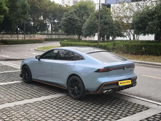 Changan UNI-V 2023 Model 1.5T Sports Edition – фото 4
