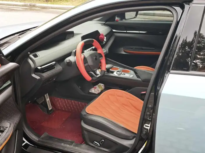 Changan UNI-V 2023 Model 1.5T Sports Edition – фото 9