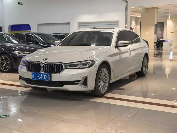 BMW 5 Series 2022 Model Facelift 530Li Exclusive Model Luxury Set – фото 1