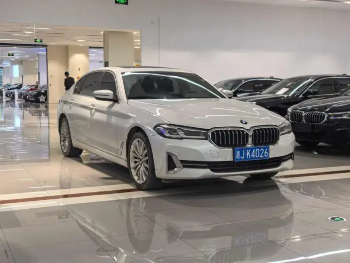 BMW 5 Series 2022 Model Facelift 530Li Exclusive Model Luxury Set – фото 3