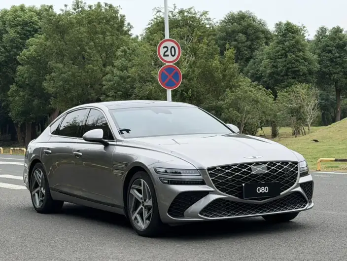 Genesis G80 2024 Model 2.5T 4WD Deluxe Edition – фото 3