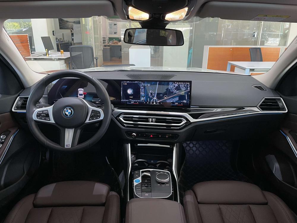 BMW i3 2023 eDrive35 L – фото 13