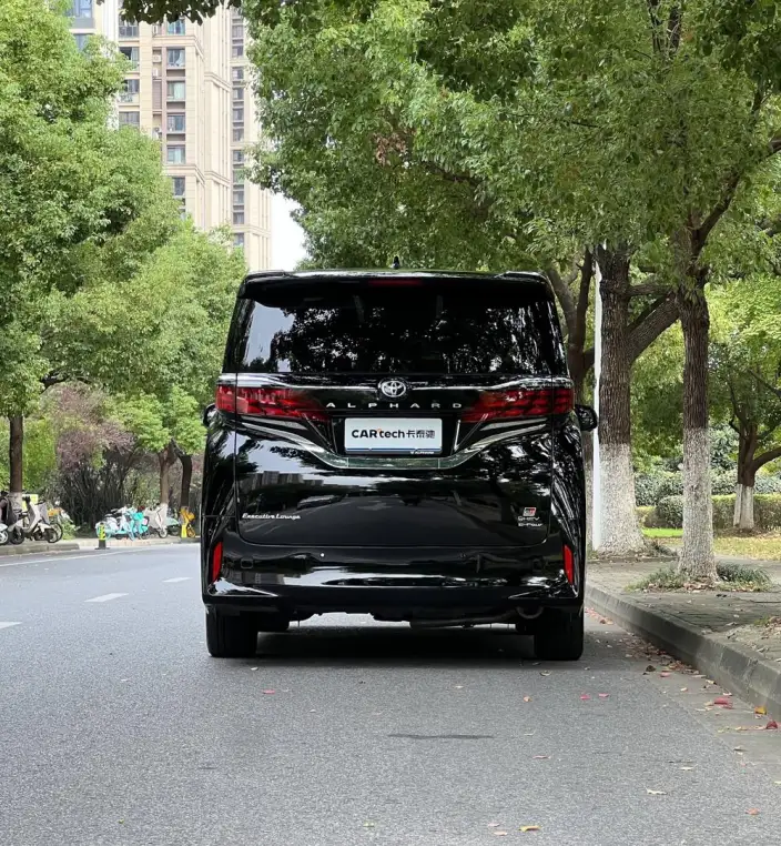 Elfa 2023 Model 2.5L Intelligent Hybrid 4WD Premium – фото 5