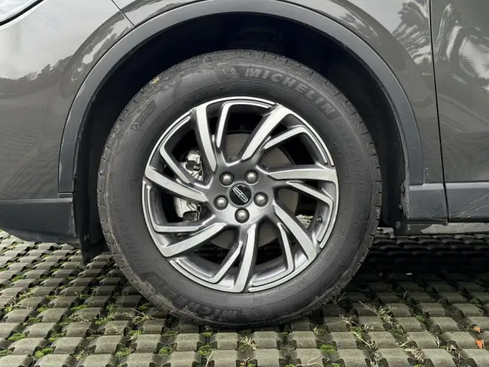 Lincoln Corsair 2023 Model 2.0T 2WD Exclusive Edition – фото 9
