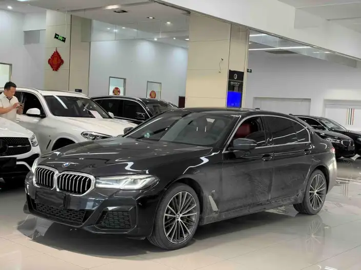 BMW 5 Series 2022 Model 530Li Leading Model M Sports Set – фото 1
