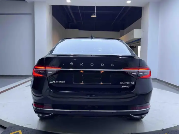 Skoda Superb 2023 Model Facelift TSI280 DSG Exclusive Edition – фото 6