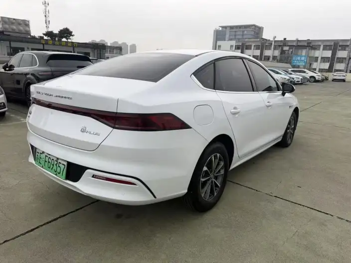 BYD Qin PLUS DM 2024 Model Honor Edition DM-i 55KM Leading Model – фото 6