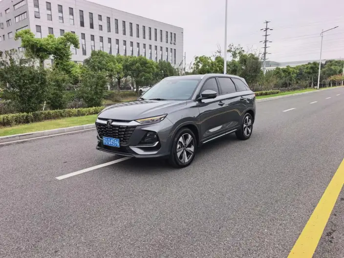 Changan CS75 2025 Model PRO 1.5T DCT Comfort Model 5 seat – фото 1