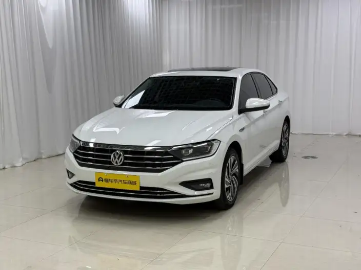 Volkswagen Sagitar 2022 Model 280TSI DSG Flying Version – фото 1