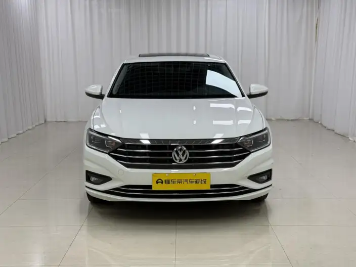 Volkswagen Sagitar 2022 Model 280TSI DSG Flying Version – фото 2