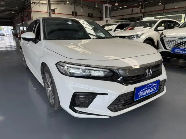 Honda Civic 2023 Model 240TURBO CVT Momentum Edition
