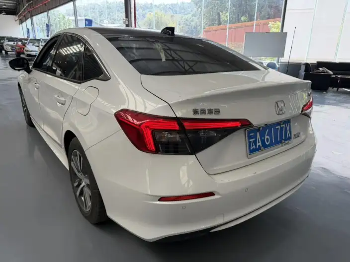 Honda Civic 2023 Model 240TURBO CVT Momentum Edition