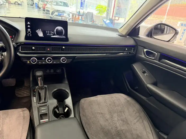 Honda Civic 2023 Model 240TURBO CVT Momentum Edition – фото 8