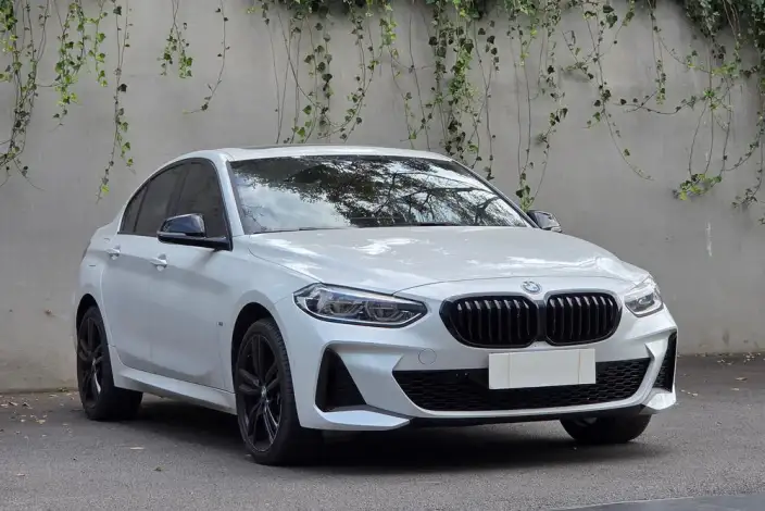 BMW 1 Series 2021 Model 125i M Sports Night Edition – фото 3