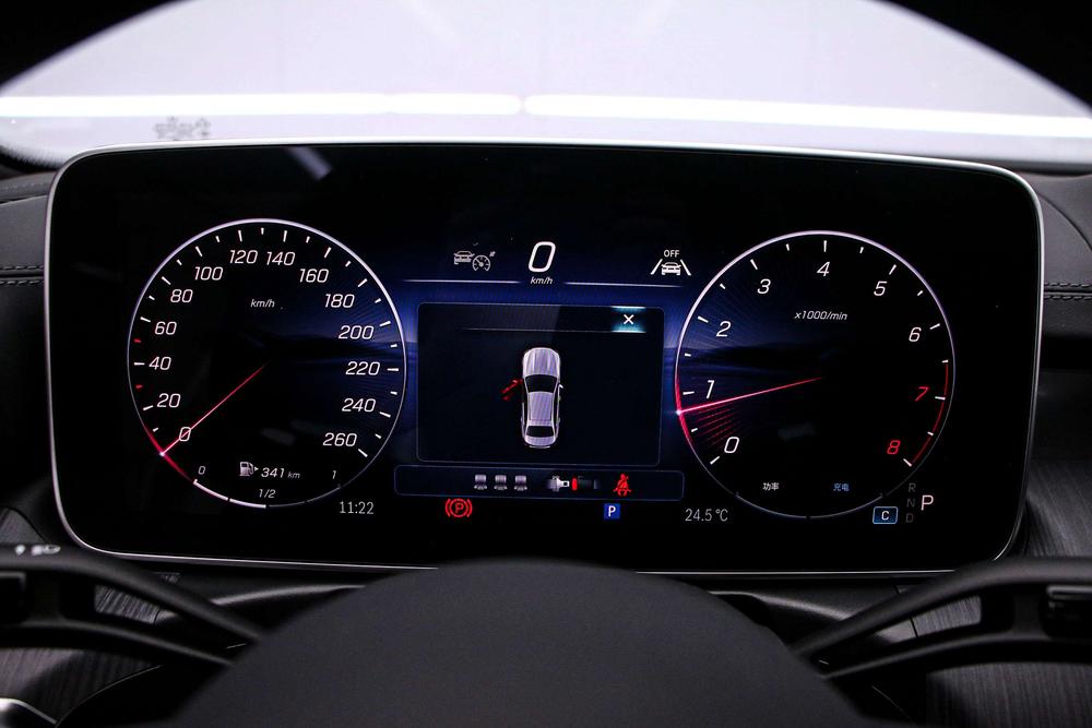 Mercedes-Benz C-Class 2025 C 260 L Sport – фото 13
