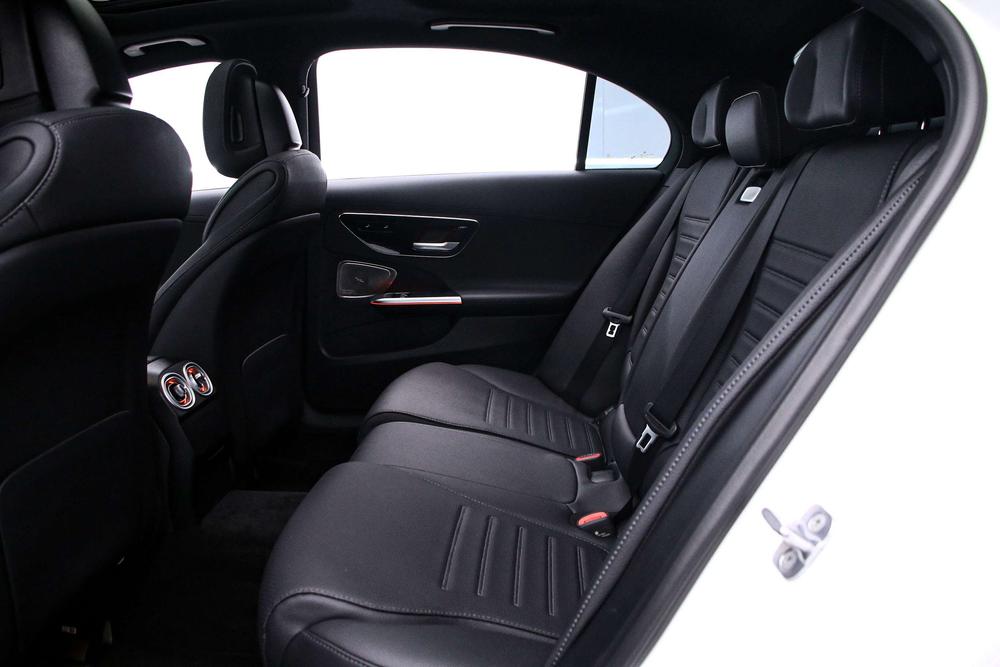 Mercedes-Benz C-Class 2025 C 260 L Sport – фото 17