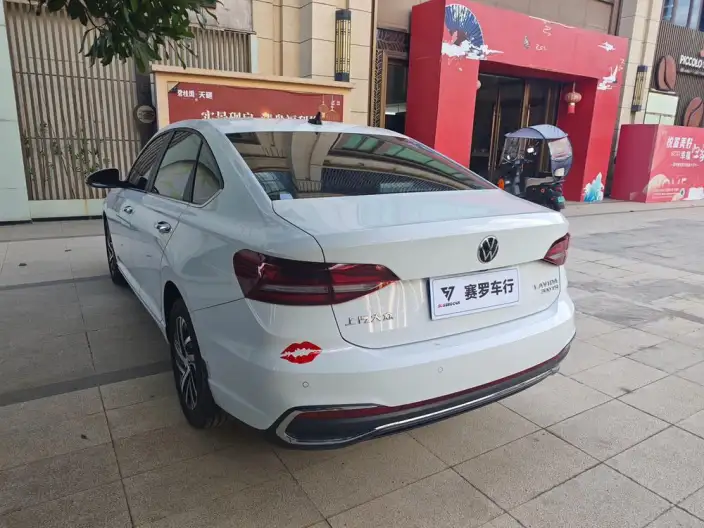 Volkswagen Lavida 2024 Model 300TSI DSG Manyi Edition – фото 3