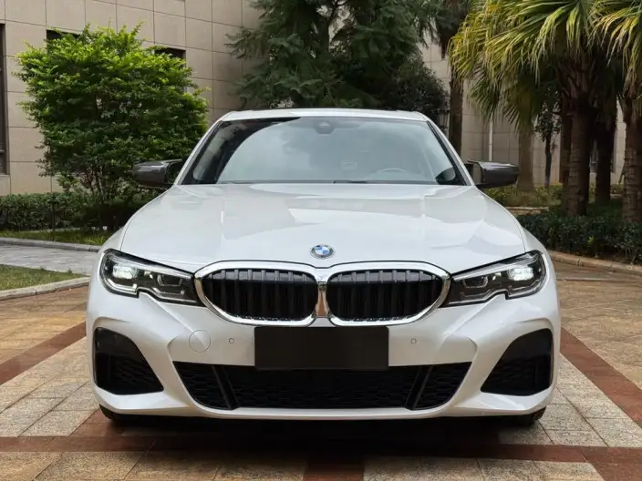 BMW 3 Series 2022 Model Facelift 325i M Sports Set – фото 2