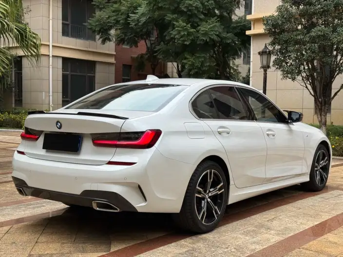 BMW 3 Series 2022 Model Facelift 325i M Sports Set – фото 7
