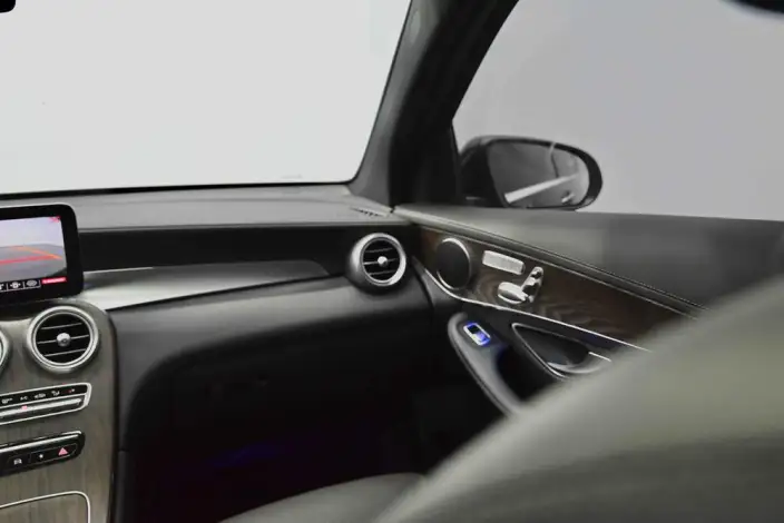 Mercedes-Benz GLC 2022 Model GLC 300 L 4MATIC Dynamic Model – фото 9