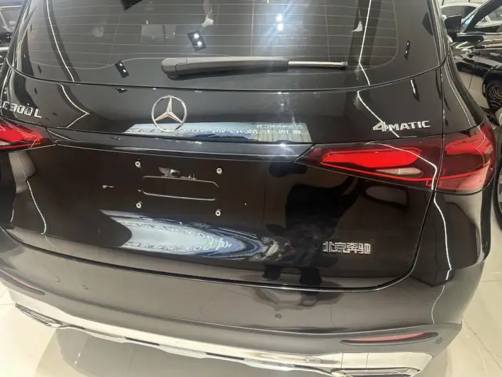 Mercedes-Benz GLC 2024 Model Facelift GLC 300 L 4MATIC Dynamic Model 5 seat – фото 8