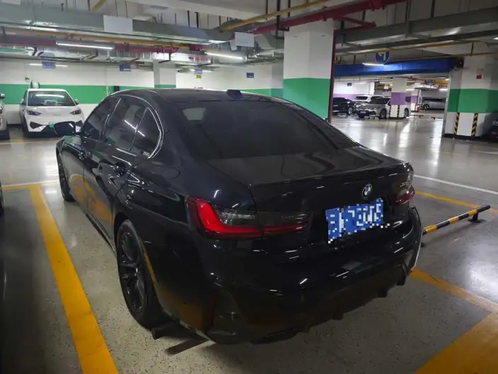 BMW 3 Series 2023 Model 325Li M Sports Set – фото 3