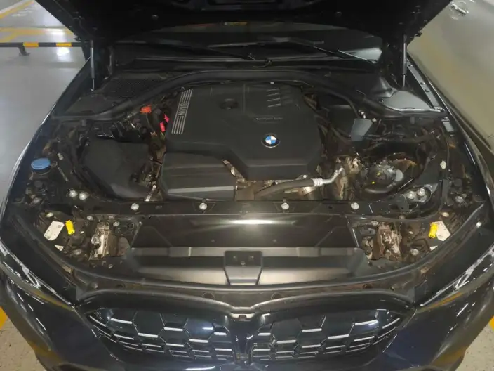 BMW 3 Series 2023 Model 325Li M Sports Set – фото 5
