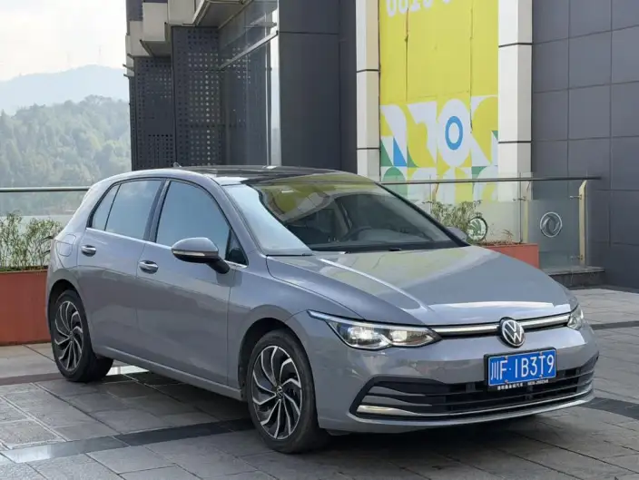 Volkswagen Golf 2021 Model 280TSI DSG Pro – фото 3