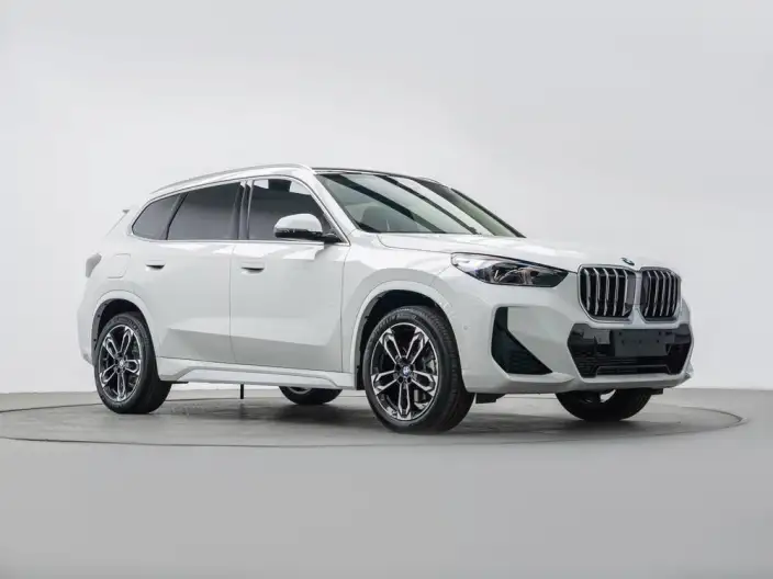 BMW X1 2026 Model sDrive25Li X Design Set – фото 3