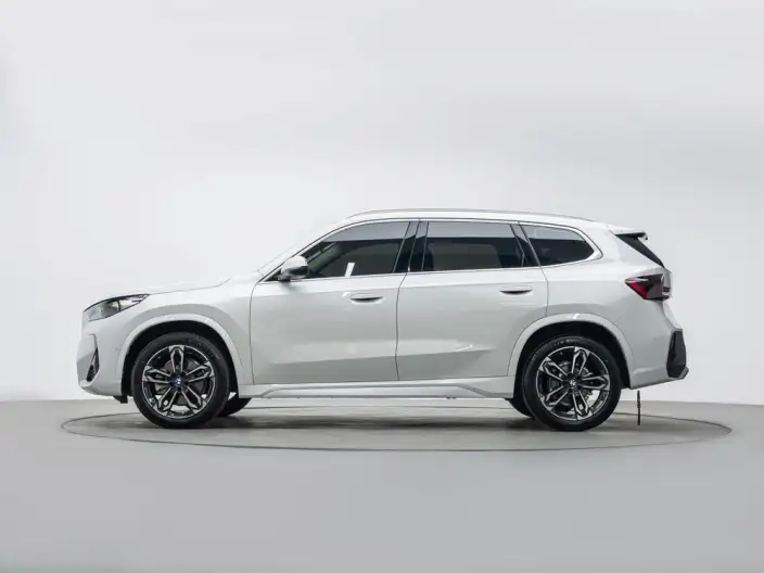 BMW X1 2026 Model sDrive25Li X Design Set – фото 4