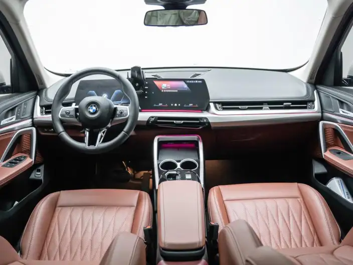 BMW X1 2026 Model sDrive25Li X Design Set – фото 10