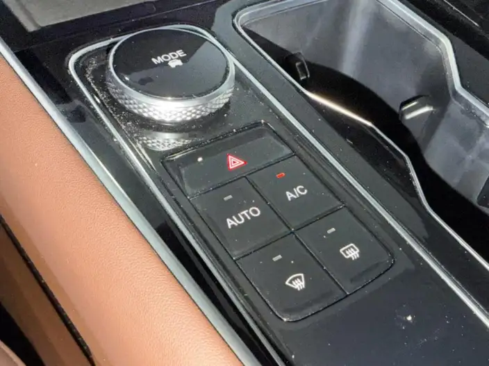 Chery Tiggo 9 2026 Model 9X 2.0T AT Qian Drive Pilot Model – фото 10