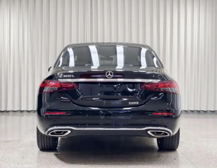 Mercedes-Benz E-Class 2023 Model E 300 L Fashion Model sedan – фото 5