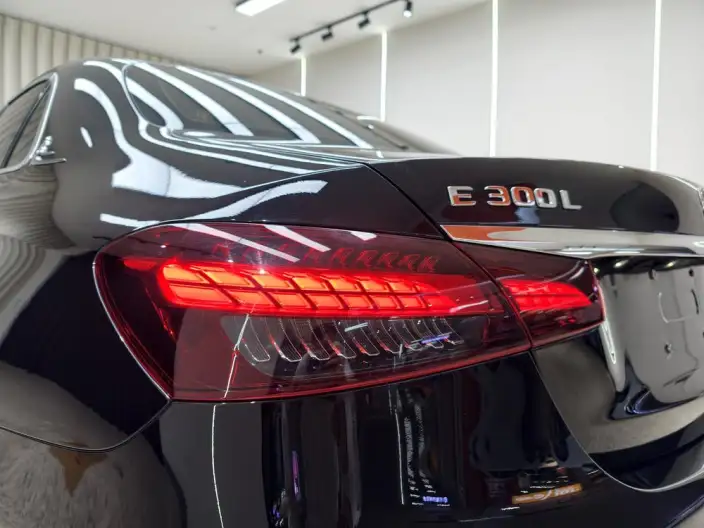 Mercedes-Benz E-Class 2023 Model E 300 L Fashion Model sedan – фото 8