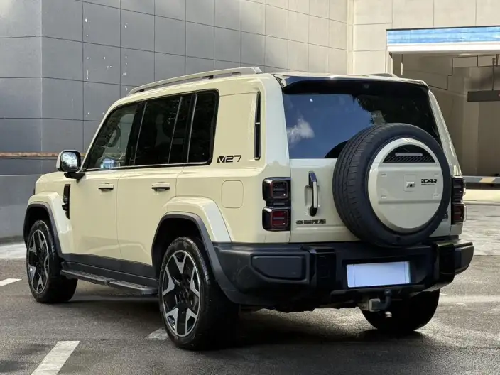 iCAR V27 2026 Model 200km 4WD Falcon700