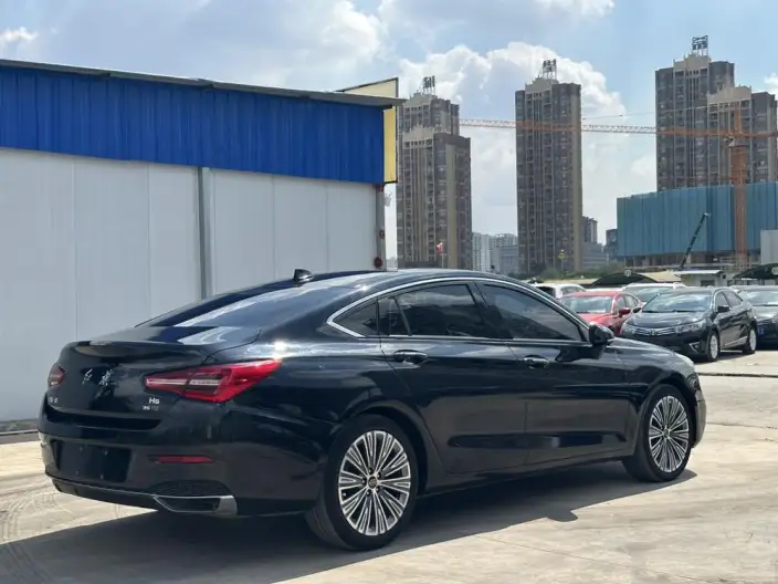 Hongqi H5 Classic 2022 Model Classic Model 1.8T Automatic Flag Enjoy Edition – фото 7