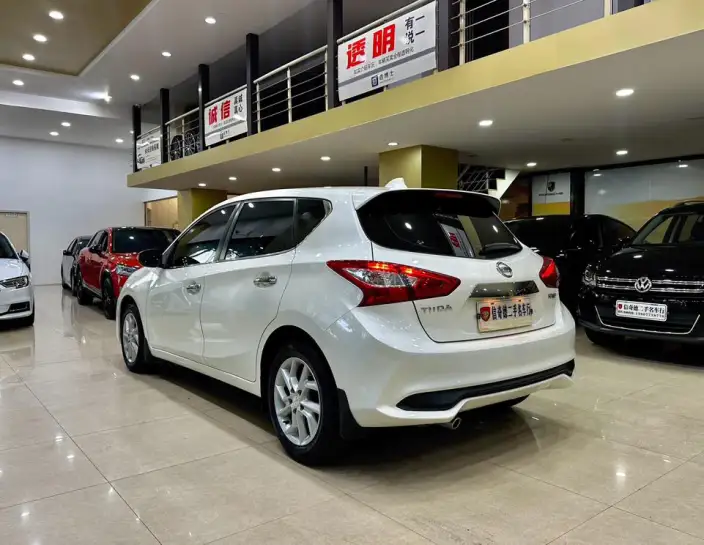 Nissan Tiida 2021 Model 1.6L CVT Zhixing Edition – фото 5