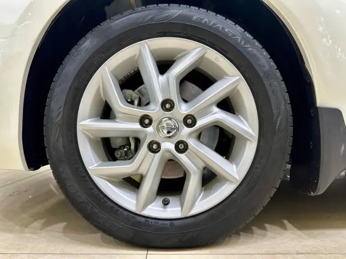 Nissan Tiida 2021 Model 1.6L CVT Zhixing Edition – фото 8