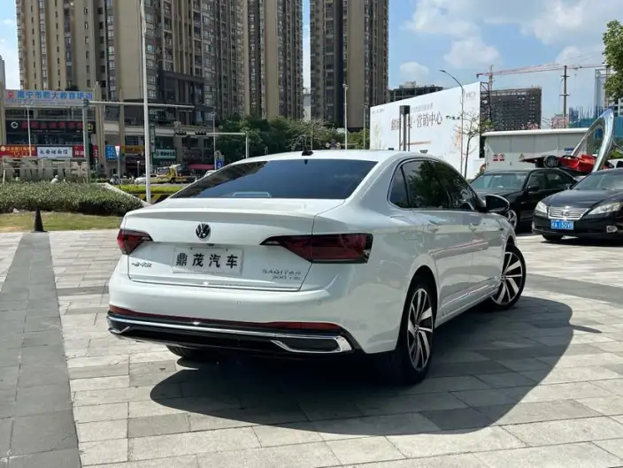Volkswagen Sagitar 2023 Model 300TSI DSG Superior Edition – фото 7