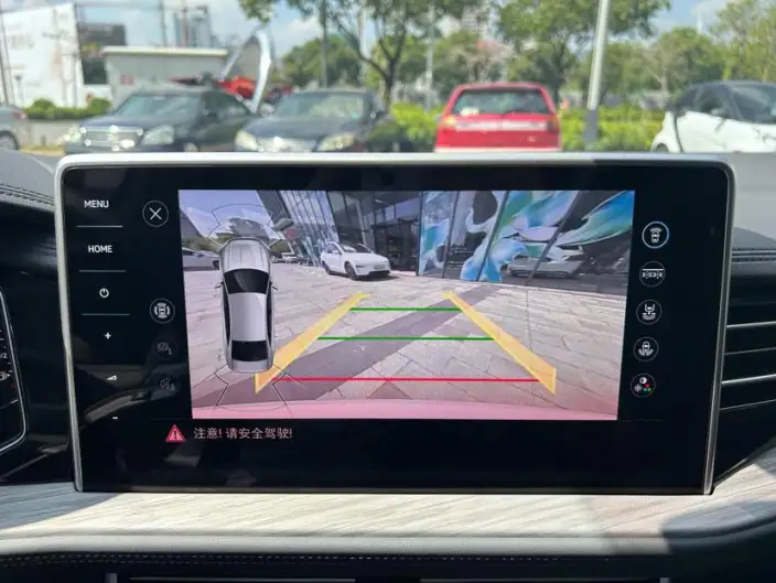 Volkswagen Sagitar 2023 Model 300TSI DSG Superior Edition – фото 9